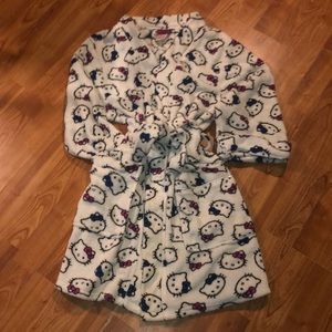 ❣︎Hello Kitty❣︎ Bathrobe